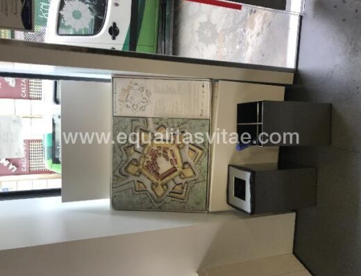 MAqueta de papel en 3D de Pamplona