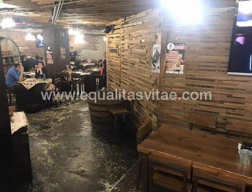 Interior Restaurante sidrería Tierra Astur Avilés.