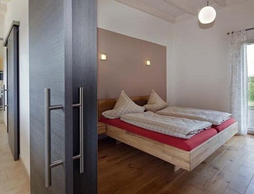 Habitación accesible del apartamento Schmalzmühle. Imagen tomada de www.schmalzmuehle.de