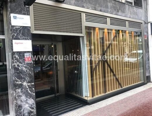 Entrada al restaurante Íkaro, Logroño.