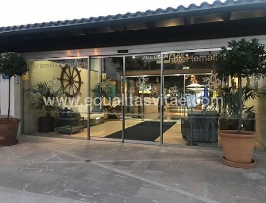 Entrada al Hotel Alcudiamar Club, Mallorca.