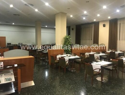 REstaurante ubicado en planta baja
