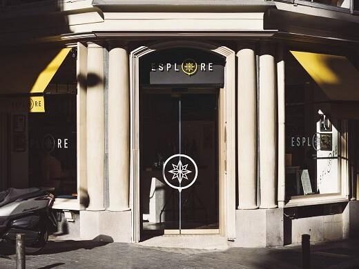 Entrada accesible a Restaurante Esplore, Madrid.