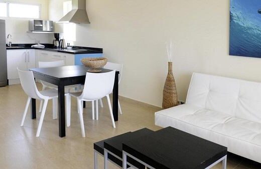 Zona de estar, Hotel Dolphin Suites, Curazao.
