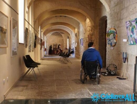 Visita Guiada al Castillo de Guzmán el Bueno realizada por Cádiz for all. Imagen tomada de http://cadizforall.com