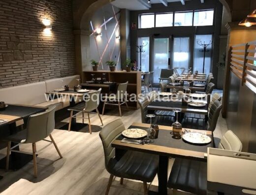 Zona comedor. Restaurante Ajonegro, Logroño.