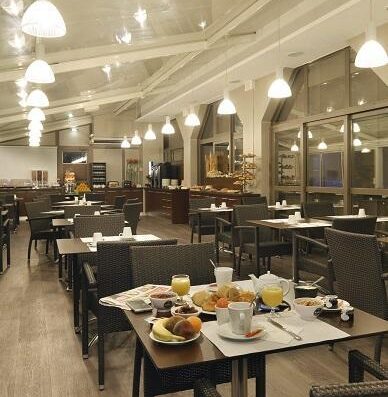 Desayunador Hotel Arianis, Francia. Imagen de www.arianis.fr