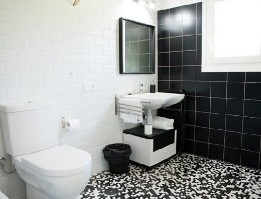 Baño adaptado casa rural Txokoetxe, Mungia. Imagen de www.txokoetxe.com