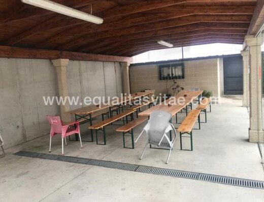 Comedor. Albergue Edreira, O Pedrouzo.  Eliminar Editar textos