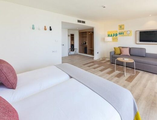 Una de las habitaciones adaptadas del Hotel Abora Interclub Atlantic by Lopesan Hotels. Imagen facilitada por el hotel.