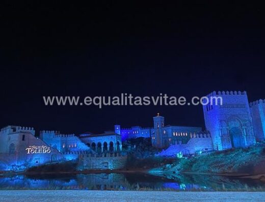 Panorámica nocturna del decorado El Sueño de Toledo