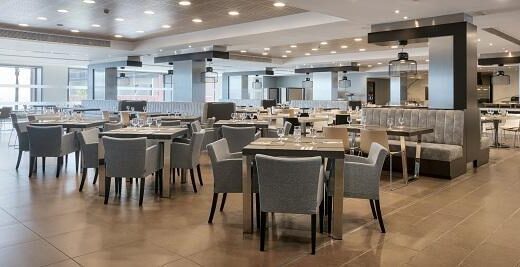 Comedor restaurante. Imagen facilitada por ILUNION Hotels.