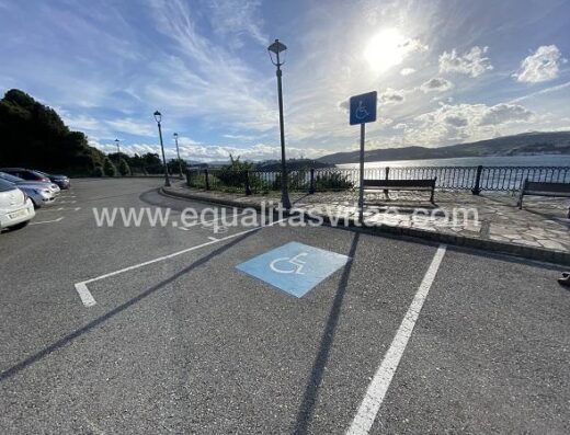 Plazas reservadas para PMR.