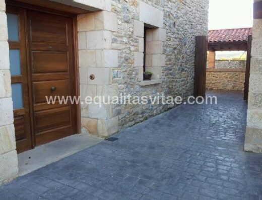 Entrada a Agroturismo Arkaia