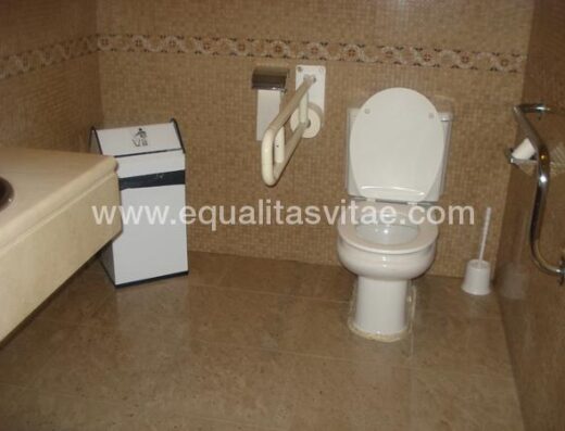 Baño accesible en zonas comunes