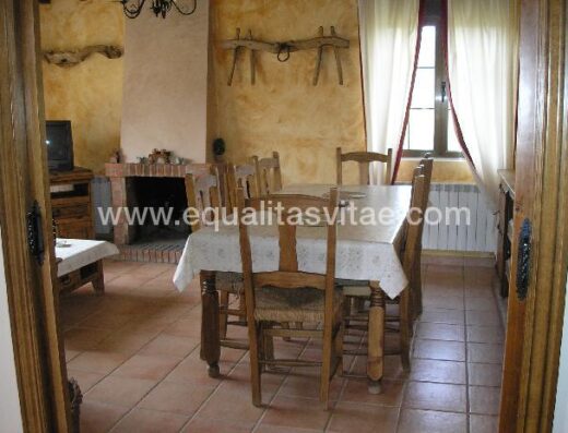 Comedor Casa Rural Pico Zapatero