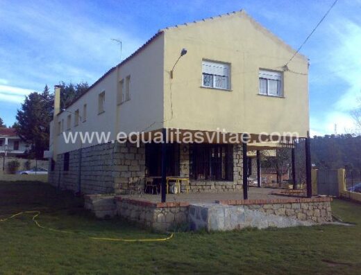 Edificio principal Albergue Sierra de Gredos