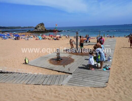 Pasarela accesible en Playa accesible del Camello