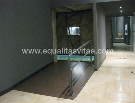 Rampas en el interior del museo