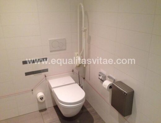 Baño accesible en zonas comunes