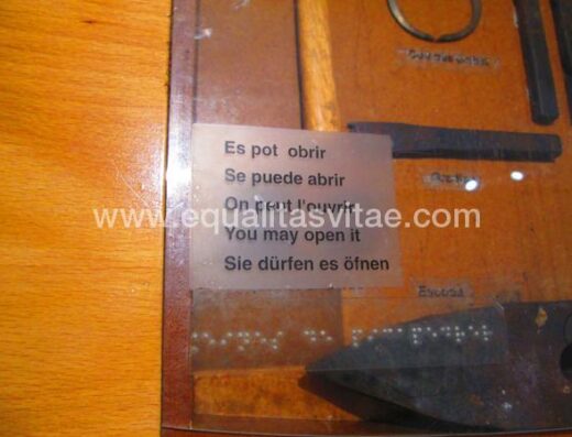 Señalización en braille