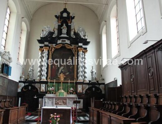 Interior de la iglesia