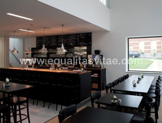 Interior de M-Café, Lovaina