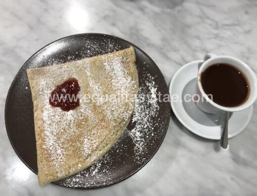 Crepe de mermelada con chocolate