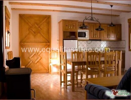 Comedor accesible de Casa Inocente en Jaén.
