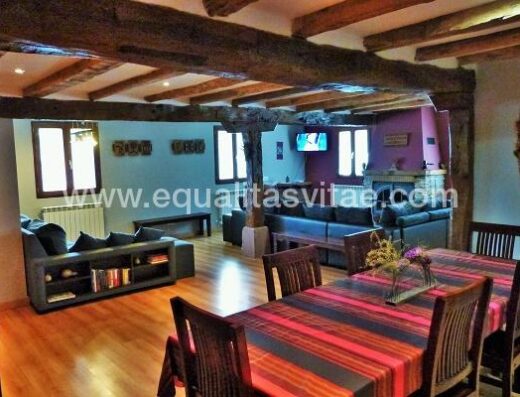 Salón-comedor accesible.