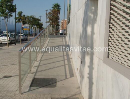 Rampa de acceso a hotel Sorolla Palace