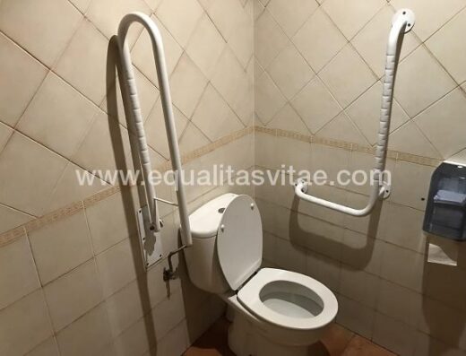 Baño adaptado a PMR.