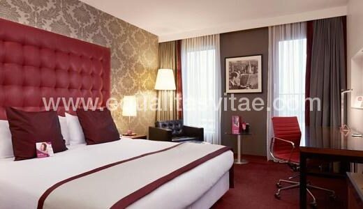 Habitación accesible. hotel Crowne Plaza Ámsterdam - Sur. Imagen tomada de https://www.ihg.com