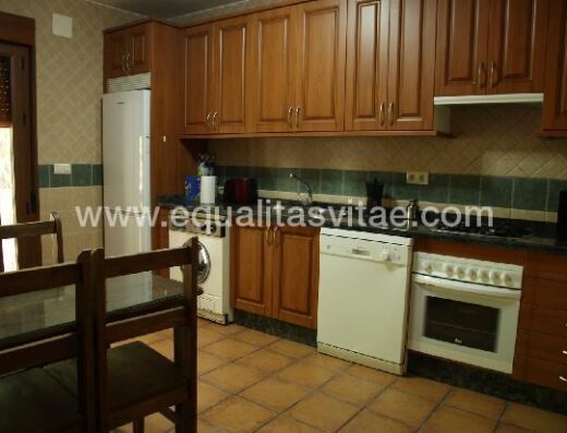 Cocina de una de las casas. Foto http://www.casaruralcerro.blogspot.com.es