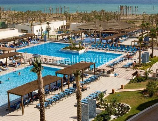 Vista piscinas Hotel Barceló Cabo de Gata