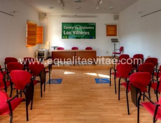 Sala polivalente con espacio reservado para PMR. Foto tomada de http://bit.ly/2w5xQeS