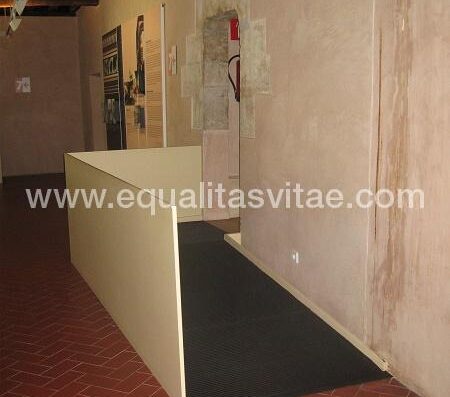 Óptima movilidad interior. Rampa accesible.