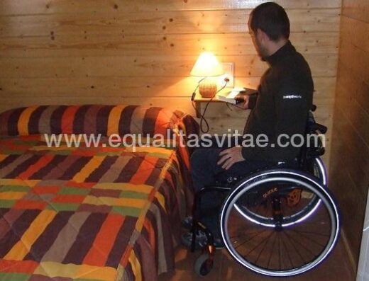 Habitación adaptada de uno de los Bungalows accesibles. Foto http://www.laspaules.com
