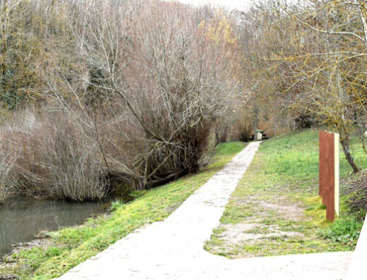 Sendero accesible nacimiento río Ebro