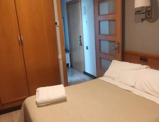 Imagen de cama de matrimonio.
