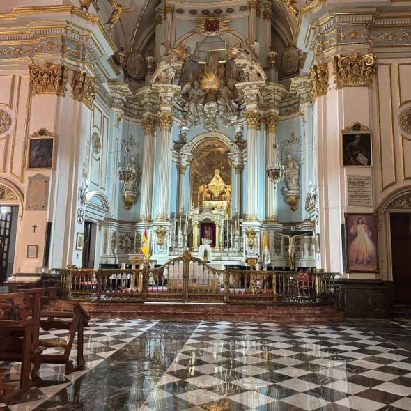 Imagen interior del templo.