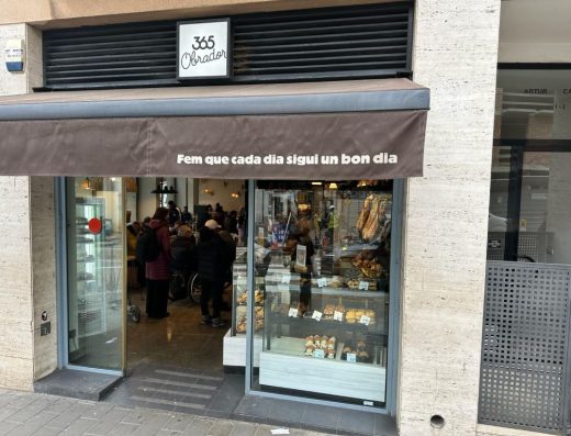 Imagen entrada al local.
