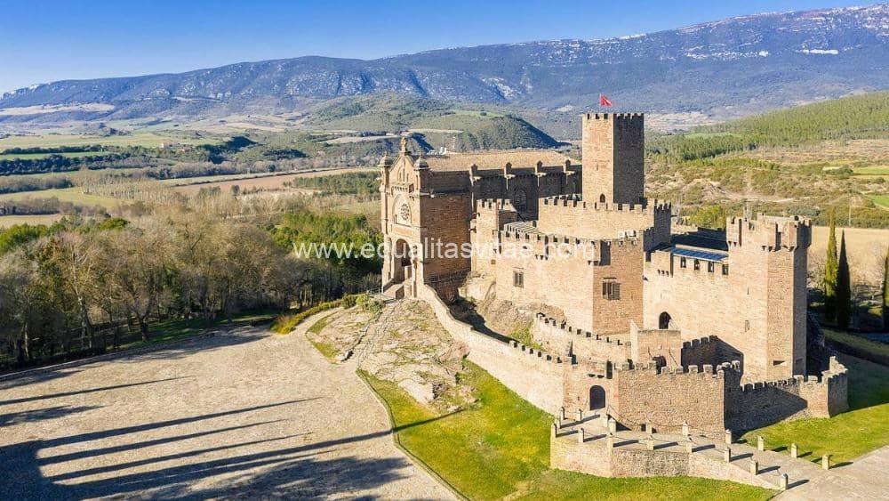 Imagen de vista aérea del castillo de Javier.