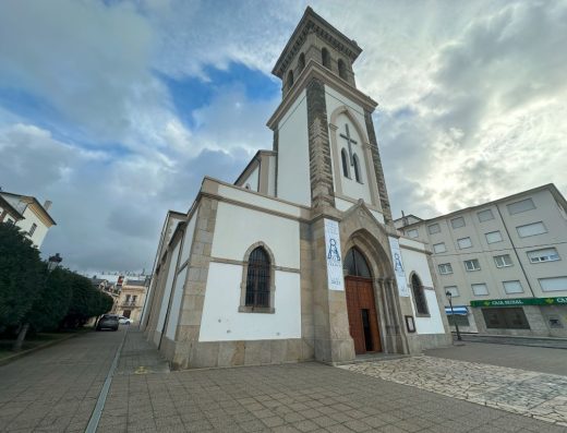 Imagen exterior iglesia.
