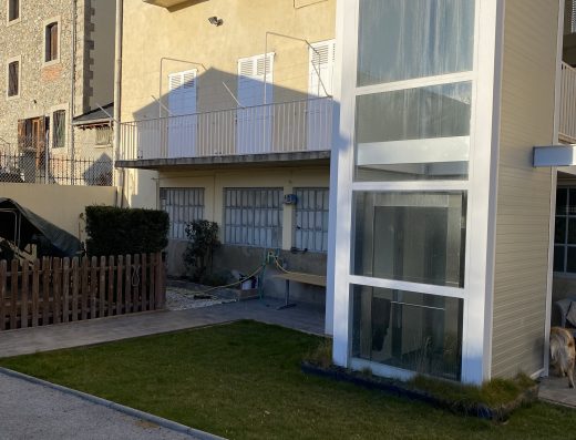 CHEZ HELENE