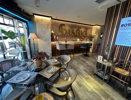 Imagen del interior del bar.