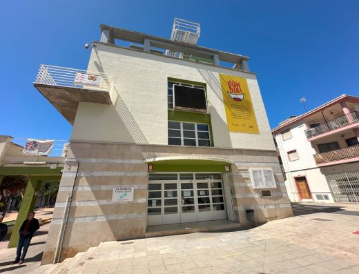 Imagen exterior del centro.