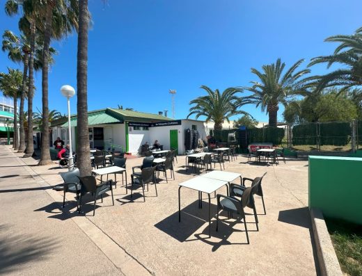 Imagen de la terraza exterior.
