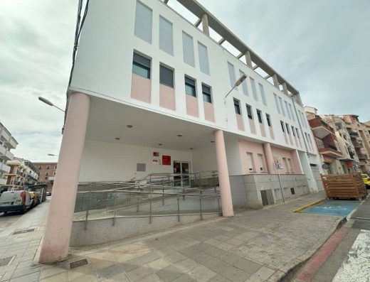 Imagen panorámica del centro médico.