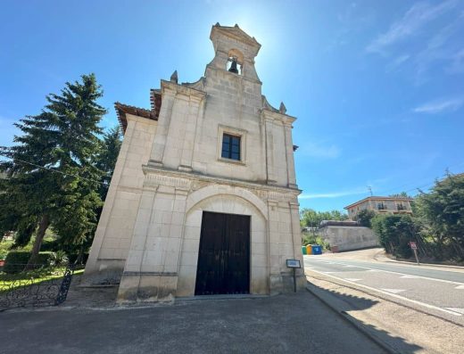 Imagen de la fachada de la Ermita.